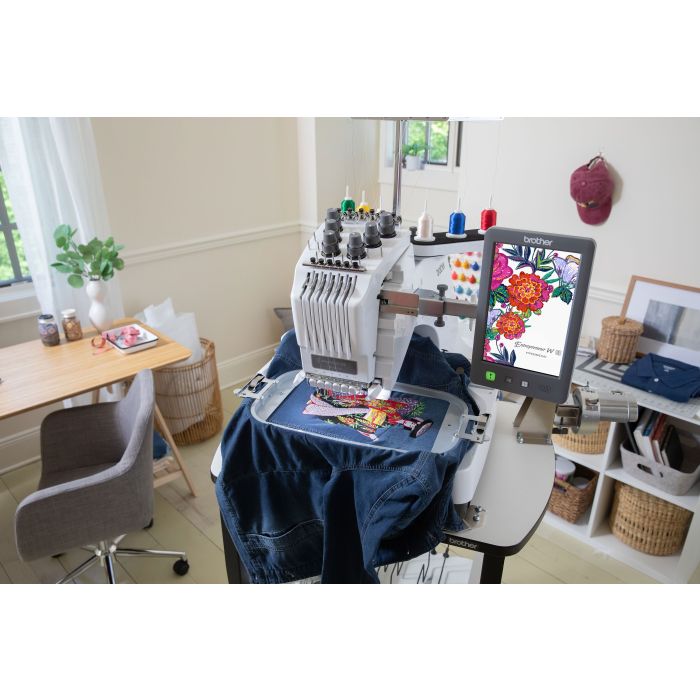 Brother PR680W – Bordadeira Profissional 8 Agulhas