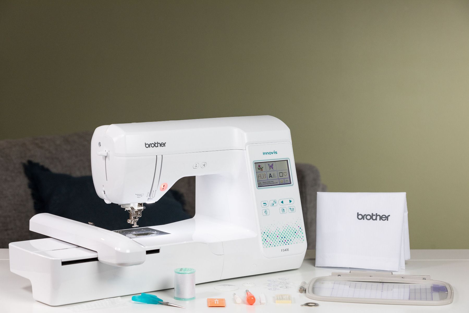 Brother Innov-is F540E – Máquina de Bordado Computadorizada