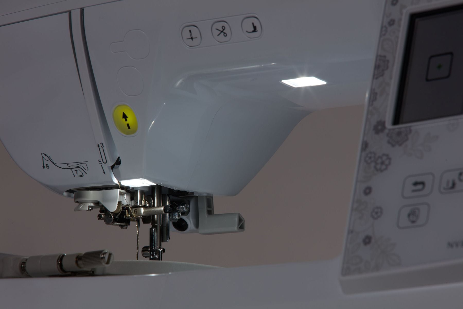 Brother Innov-is NV880E – Máquina de Bordado Profissional